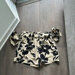 Floral high waisted shorts